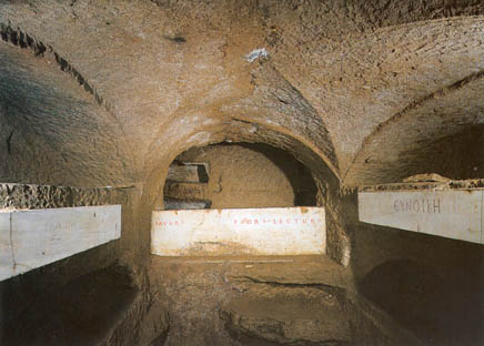 Catacombe-di-Santa-Agnese_2
